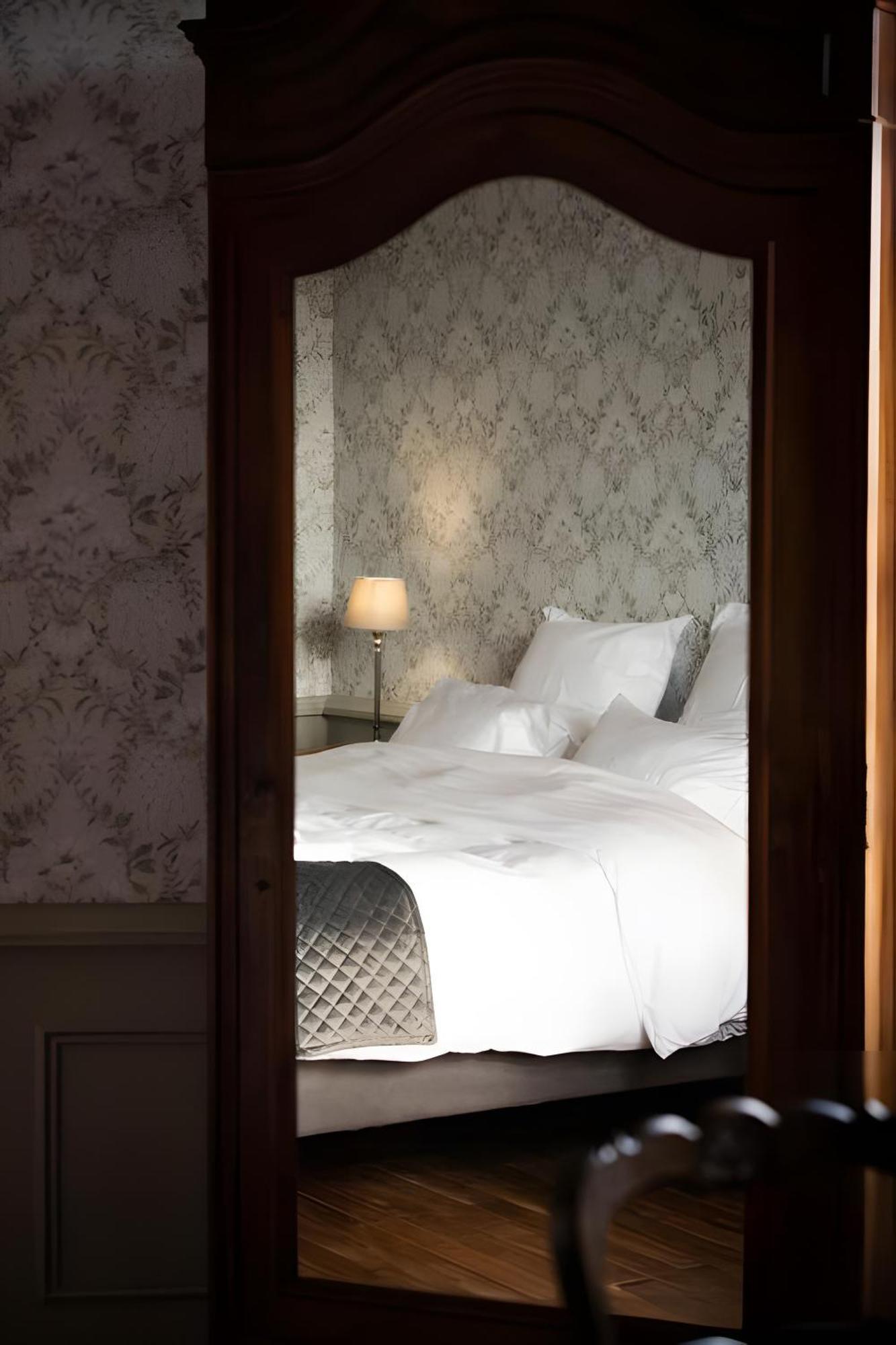 Domaine De La Briouse Bed & Breakfast Sanxay Екстериор снимка